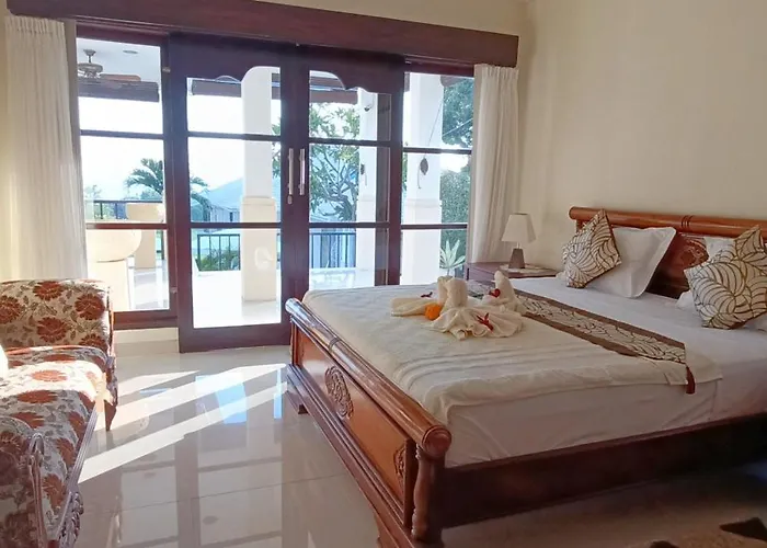 Lilly Sea View Private Pool فيلة *