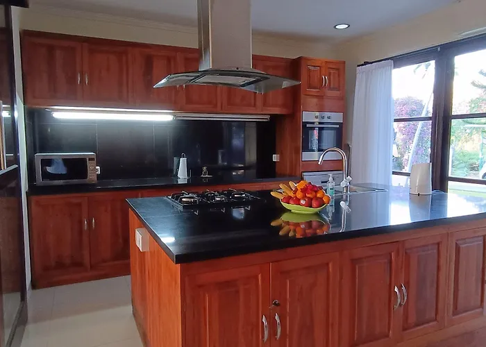 Lilly Sea View Private Pool أُماينيار